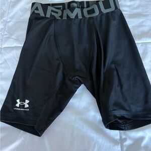 HeatGear under Armour Shorts med
